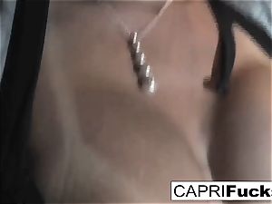Capri Cavanni have fun with her wet vulva